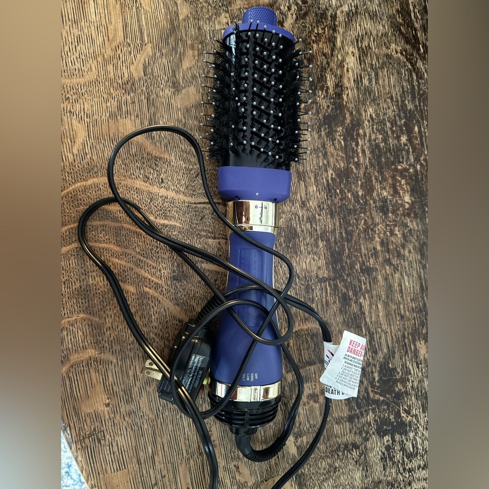 Hot Tools Pro Signature Detachable Volumizer and Blow Out Brush